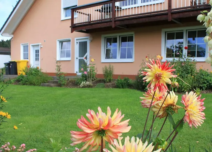 Daire Schmahl Schleiden